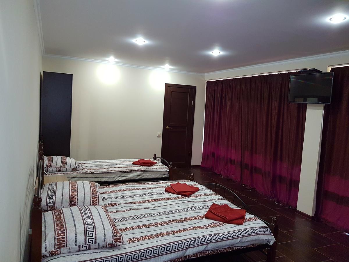 Guest House Black Sea Pizunda Exteriör bild